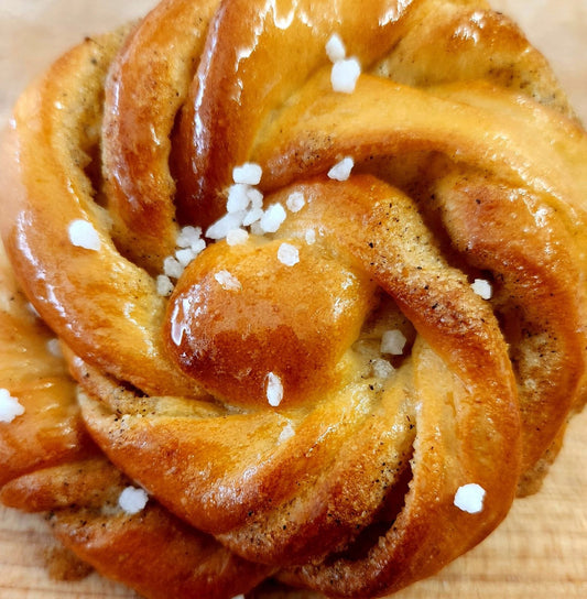 Cardamom Bun